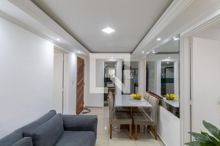 Sala de apartamento para alugar com 3 quartos, 52m² em Cidade Líder, São Paulo