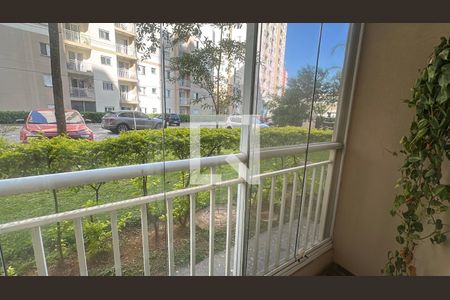 Varanda de apartamento para alugar com 3 quartos, 68m² em Jardim Tupanci, Barueri