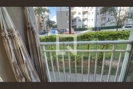Varanda de apartamento para alugar com 3 quartos, 68m² em Jardim Tupanci, Barueri
