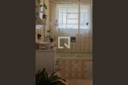 Banheiro da Suíte 1 de casa à venda com 4 quartos, 186m² em Jordanópolis, São Bernardo do Campo