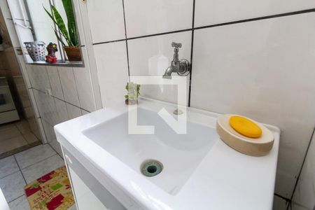 Lavabo de apartamento para alugar com 2 quartos, 66m² em Parque São Jorge, São Paulo