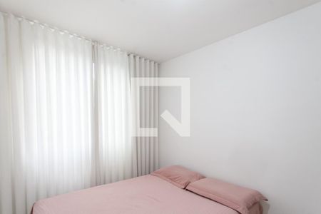 Quarto 2 de apartamento à venda com 2 quartos, 47m² em Conjunto Helena Antipoff, Belo Horizonte