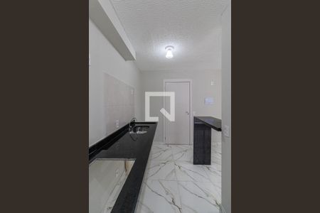 Sala/Cozinha/Área de Serviço  de apartamento para alugar com 2 quartos, 42m² em Jardim America da Penha, São Paulo