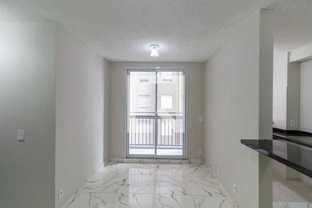 Sala/Cozinha/Área de Serviço  de apartamento para alugar com 2 quartos, 42m² em Jardim America da Penha, São Paulo