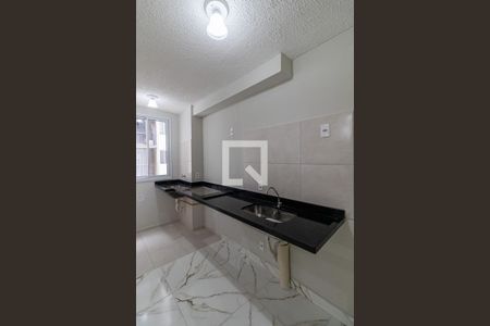 Sala/Cozinha/Área de Serviço  de apartamento para alugar com 2 quartos, 42m² em Jardim America da Penha, São Paulo