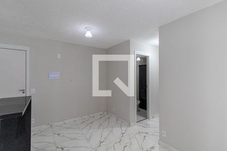 Sala/Cozinha/Área de Serviço  de apartamento para alugar com 2 quartos, 42m² em Jardim America da Penha, São Paulo