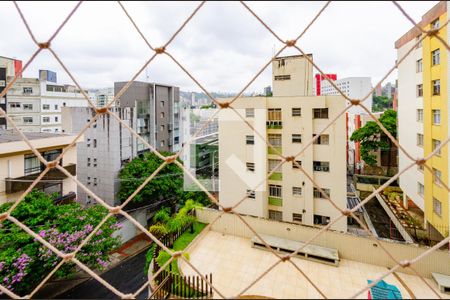 Vista de apartamento à venda com 3 quartos, 90m² em Coracao de Jesus, Belo Horizonte
