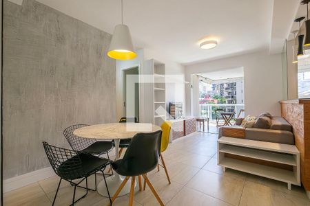 Sala/Cozinha de apartamento para alugar com 2 quartos, 66m² em Pinheiros, São Paulo
