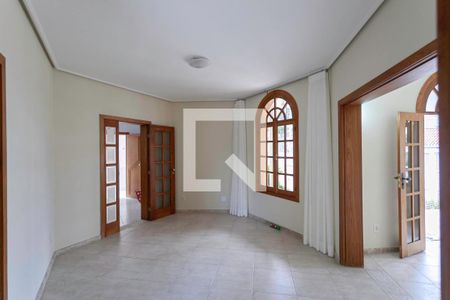 Sala 2 de casa para alugar com 4 quartos, 420m² em Castelo, Belo Horizonte