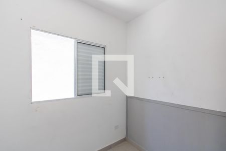 Quarto 2 de apartamento para alugar com 2 quartos, 45m² em Jardim Maringa, São Paulo