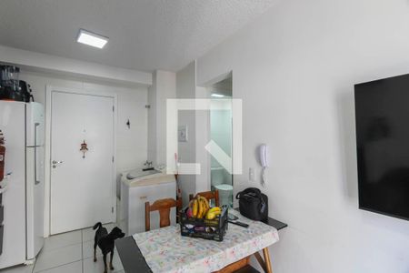 Sala/Cozinha de apartamento para alugar com 2 quartos, 40m² em Vila Ema, São Paulo