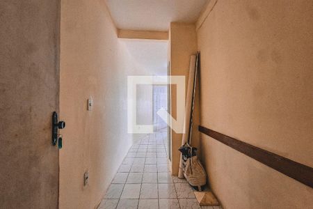 Corredor entrada de kitnet/studio para alugar com 1 quarto, 40m² em Nordeste do Amaralina, Salvador