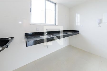 Cozinha de apartamento à venda com 3 quartos, 72m² em Estrela do Oriente, Belo Horizonte