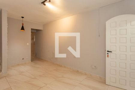 Sala de casa à venda com 2 quartos, 120m² em Vila Baby, São Paulo