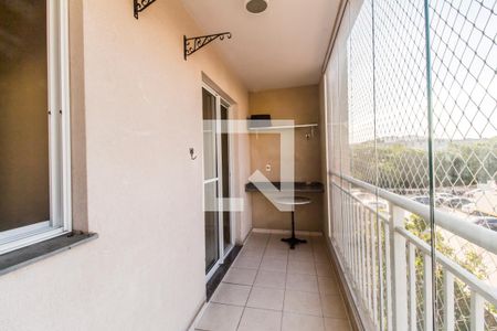 Varanda de apartamento para alugar com 1 quarto, 72m² em Jardim Tupanci, Barueri