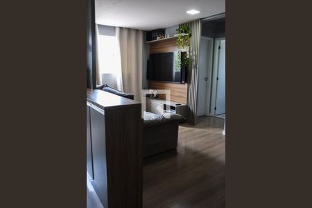 Apartamento para alugar com 2 quartos, 47m² em Parque Rincao, Cotia