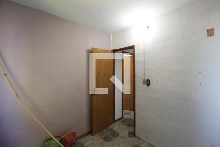 Quarto 1 de apartamento para alugar com 2 quartos, 45m² em Rubem Berta, Porto Alegre