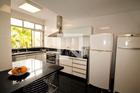 Cozinha de apartamento à venda com 4 quartos, 160m² em Funcionários, Belo Horizonte
