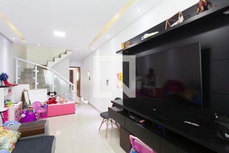 Sala de casa à venda com 3 quartos, 140m² em Vila Carmosina, São Paulo