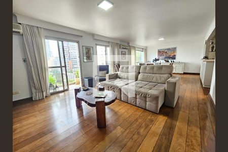 Sala de apartamento à venda com 4 quartos, 210m² em Campo Belo, São Paulo