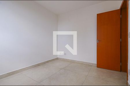 Quarto 2 de apartamento para alugar com 3 quartos, 94m² em Ipiranga, Belo Horizonte