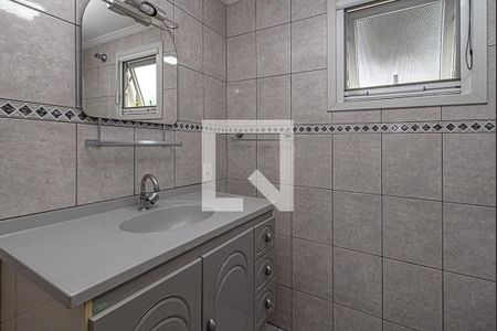 banheiro social_1 de casa de condomínio para alugar com 4 quartos, 191m² em Vila Moraes, São Paulo