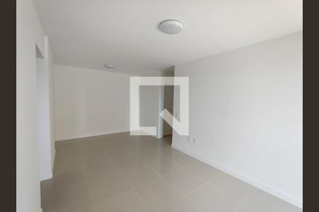 Sala de apartamento para alugar com 2 quartos, 86m² em Barra da Tijuca, Rio de Janeiro