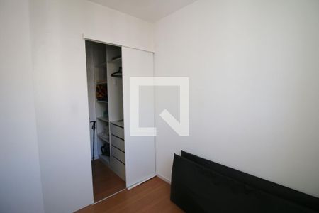 Quarto 1 de apartamento para alugar com 2 quartos, 45m² em Ramos, Rio de Janeiro