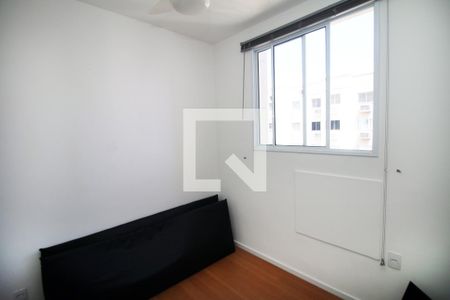 Quarto 1 de apartamento para alugar com 2 quartos, 45m² em Ramos, Rio de Janeiro