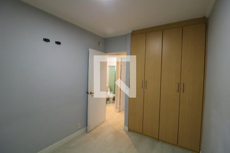 Quarto de apartamento para alugar com 2 quartos, 55m² em Santa Terezinha, São Paulo