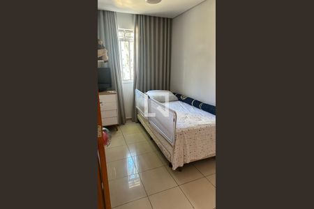Apartamento à venda com 3 quartos, 120m² em Cabral, Contagem