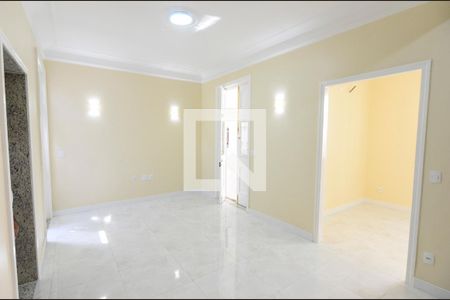 Sala de casa para alugar com 4 quartos, 200m² em Tijuca, Rio de Janeiro