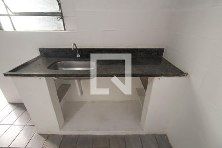 Cozinha de casa para alugar com 1 quarto, 33m² em Vila California, São Paulo