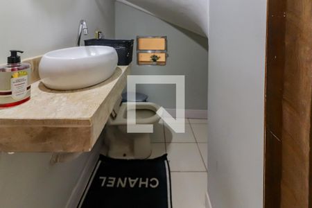 Lavabo de casa para alugar com 4 quartos, 180m² em Jardim Bonfiglioli, São Paulo