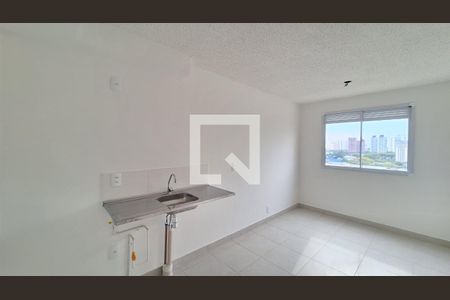 Sala/Cozinha/Area de Serviço de apartamento para alugar com 1 quarto, 25m² em Parque Industrial Tomas Edson, São Paulo