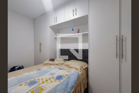 Quarto 1 de apartamento para alugar com 2 quartos, 54m² em Vargem Pequena, Rio de Janeiro
