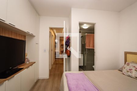 Suite de apartamento à venda com 3 quartos, 78m² em Jardim Bom Tempo, Taboão da Serra