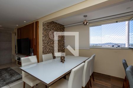 Sala de apartamento à venda com 3 quartos, 74m² em Heliópolis, Belo Horizonte