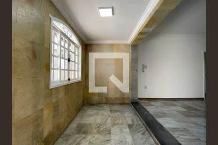 Sala de casa para alugar com 5 quartos, 360m² em Candelária, Belo Horizonte
