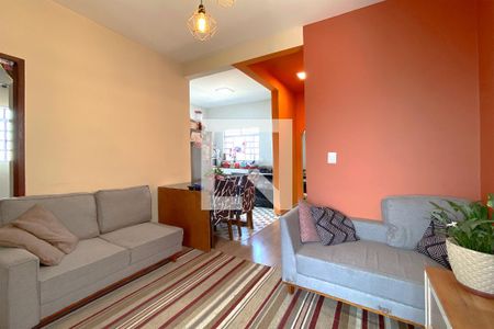 Sala de casa para alugar com 2 quartos, 129m² em Concórdia, Belo Horizonte