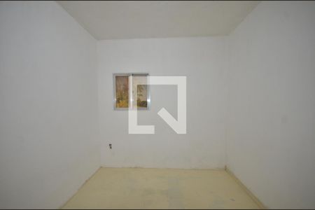 Quarto 2 de casa para alugar com 2 quartos, 45m² em Jardim Sulacap, Rio de Janeiro
