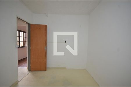 Quarto 2 de casa para alugar com 2 quartos, 45m² em Jardim Sulacap, Rio de Janeiro