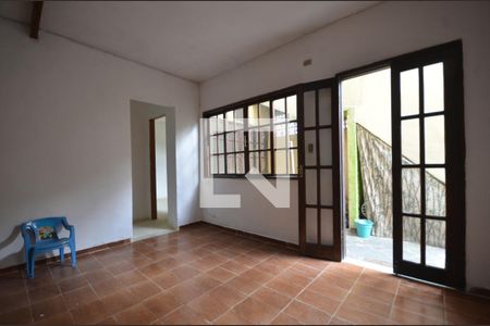 Sala de casa para alugar com 2 quartos, 45m² em Jardim Sulacap, Rio de Janeiro