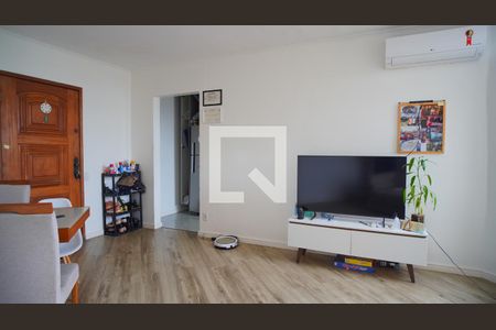 Sala  de apartamento para alugar com 2 quartos, 76m² em Cristal, Porto Alegre