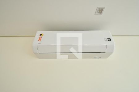 Sala de casa para alugar com 5 quartos, 330m² em Jardim da Gloria, São Paulo