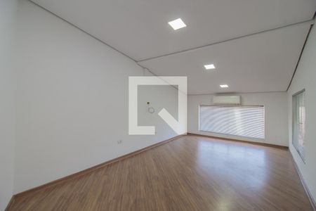 Casa para alugar com 3 quartos, 367m² em Vila Nossa Senhora das Vitorias, Mauá