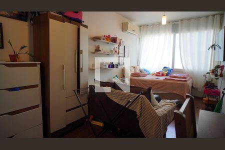 Conjugado de kitnet/studio à venda com 1 quarto, 32m² em Menino Deus, Porto Alegre