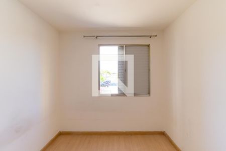 Quarto 1 de apartamento para alugar com 2 quartos, 56m² em Vila Ivone, São Paulo