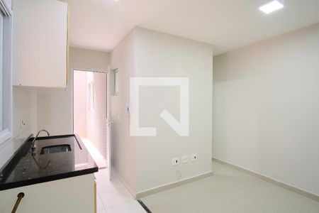 Sala/Cozinha de apartamento para alugar com 1 quarto, 35m² em Vila Esperança, São Paulo