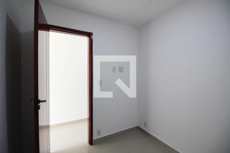 Quarto 1 de casa de condomínio para alugar com 3 quartos, 130m² em Pechincha, Rio de Janeiro